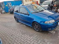 Usata Fiat Punto 88 CV (64 kW) 1997 Blu Berlina