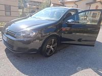 Usado VW Golf VI 110 CV (80 kW) 2010 Negro Utilitario