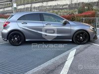 Usata Mercedes A180 Premium 108 CV (79 kW) 2016 Grigio Utilitaria