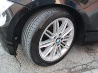 Usata BMW 118 Efficient Dynamics 143 CV (105 kW) 2011 Nero Utilitaria