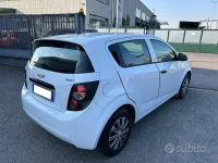 Usata Chevrolet Aveo LS 86 CV (63 kW) 2012 Bianco Berlina