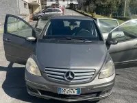 Usata Mercedes B200 140 CV (102 kW) 2008 Grigio Monovolume