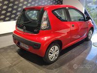 Usata Citroën C1 68 CV (50 kW) 2010 Rosso Utilitaria
