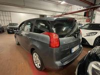 Usata Peugeot 5008 Allure 111 CV (81 kW) 2012 Grigio Monovolume