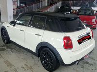 Usata Mini Cooper D Business 116 CV (85 kW) 2016 Beige Utilitaria