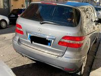 Usata Mercedes B200 140 CV (102 kW) 2008 Grigio Monovolume