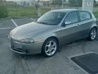 Usata Alfa Romeo 147 120 CV (88 kW) 2008 Grigio Utilitaria