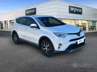 Usata Toyota RAV4 Hybrid Lounge 155 CV (114 kW) 2017 Bianco SUV