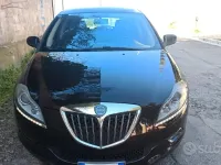 Usata Lancia Delta 120 CV (88 kW) 2011 Utilitaria