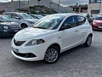 Usata Lancia Ypsilon 70 CV (51 kW) 2022 Bianco Utilitaria