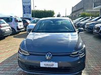 Usata VW Golf VIII Life 116 CV (85 kW) 2024 Grigio Berlina