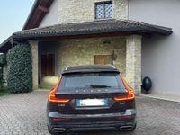 Usata Volvo V60 CC Pro 190 CV (139 kW) 2020 Station wagon