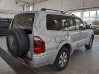 Usata Mitsubishi Pajero 160 CV (117 kW) 2003 Argento SUV
