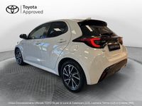 Usata Toyota Yaris Hybrid Lounge 115 CV (84 kW) 2021 Bianco Utilitaria