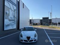 Gebraucht Alfa Romeo Giulietta Exclusive 170 PS (125 kW) 2013 Weiß Kleinwagen