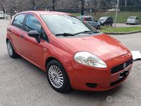 Usata Fiat Grande Punto Active 65 CV (47 kW) 2005 Arancione Utilitaria