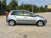 Usata Ford Fiesta 68 CV (50 kW) 2005 Other Utilitaria