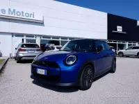 Usata Mini Cooper Classic 114 kW (156 CV) 2025 Blu Utilitaria