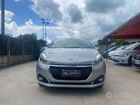 Usata Peugeot 208 Active 102 CV (75 kW) 2018 Argento Utilitaria