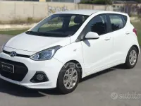 Usata Hyundai i10 66 CV (48 kW) 2016 Bianco Utilitaria