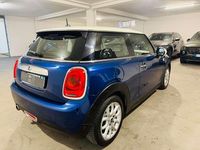 Usata Mini Cooper D Hype 116 CV (85 kW) 2018 Blu/azzurro Utilitaria