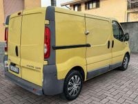 Usata Opel Vivaro 155 CV (114 kW) 2010 Monovolume