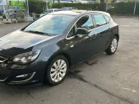 Usata Opel Astra Cosmo 120 CV (88 kW) 2013 Nero Berlina