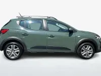 Usata Dacia Sandero Comfort 101 CV (74 kW) 2023 Verde Berlina