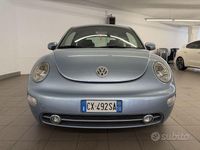 Usata VW Beetle 101 CV (74 kW) 2005 Azzurro Utilitaria