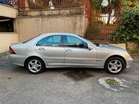 Usata Mercedes C200 Avantgarde 163 CV (119 kW) 2000 Argento Berlina