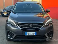 Usata Peugeot 5008 Allure 131 CV (96 kW) 2019 Grigio SUV