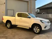 Usata Toyota HiLux 150 CV (110 kW) 2019 Bianco Pick-up
