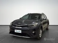 Usata Kia Stonic Style 116 CV (85 kW) 2019 Grigio metallizzato SUV