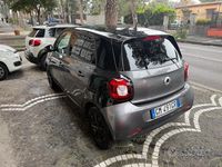 Usata Smart ForFour 70 CV (51 kW) 2017 Grigio Utilitaria