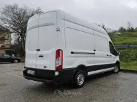 Begagnad Ford Transit 105 HK (77 kW) 2017 Vit Sedan
