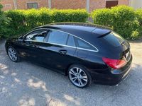 Gebraucht Mercedes CLA220 Shooting Brake 177 PS (130 kW) 2015 Schwarz Kombi