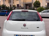 Usata Fiat Punto Street 77 CV (56 kW) 2015 Bianco Utilitaria