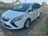 Usata Opel Zafira 150 CV (110 kW) 2014 Bianco Monovolume