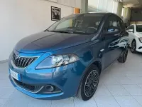 Usata Lancia Ypsilon Gold 69 CV (50 kW) 2023 Blu Utilitaria