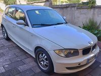 Usata BMW 116 122 CV (89 kW) 2008 Bianco Utilitaria