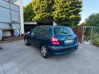Usata Nissan Almera 90 CV (66 kW) 2002 Blu Berlina