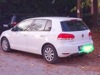Usata VW Golf VI 102 CV (75 kW) 2011 Bianco Utilitaria