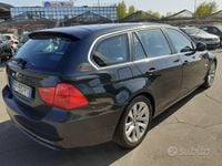 Usata BMW 320 Efficient Dynamics 184 CV (135 kW) 2010 Nero Station wagon