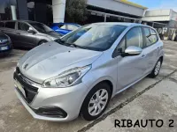 Usata Peugeot 208 Allure 75 CV (55 kW) 2016 Argento Utilitaria