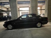 Usata Mercedes C180 Classic 122 CV (89 kW) 1997 Nero Berlina