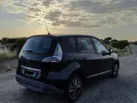Usata Renault Scénic III 110 CV (80 kW) 2012 Nero Monovolume