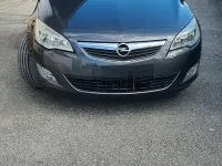 Usata Opel Astra 110 CV (80 kW) 2012 Grigio Berlina