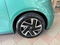 Nuova VW ID. Buzz Pro 88 kW (121 CV) 2025 Verde Monovolume
