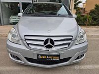 Usata Mercedes B180 Chrome 109 CV (80 kW) 2010 Grigio Monovolume