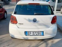 Usado VW Polo 70 CV (51 kW) 2010 Blanco Utilitario